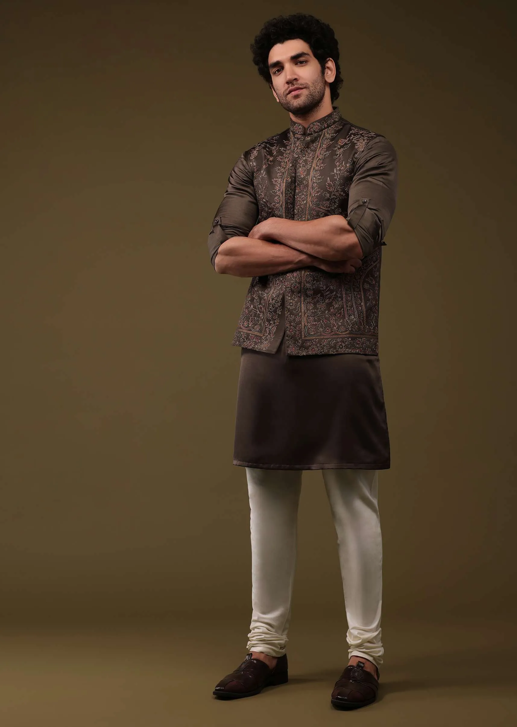 Chocolate Brown Festive Bandi Jacket Set In Silk With Heavy Thread-Embroidery