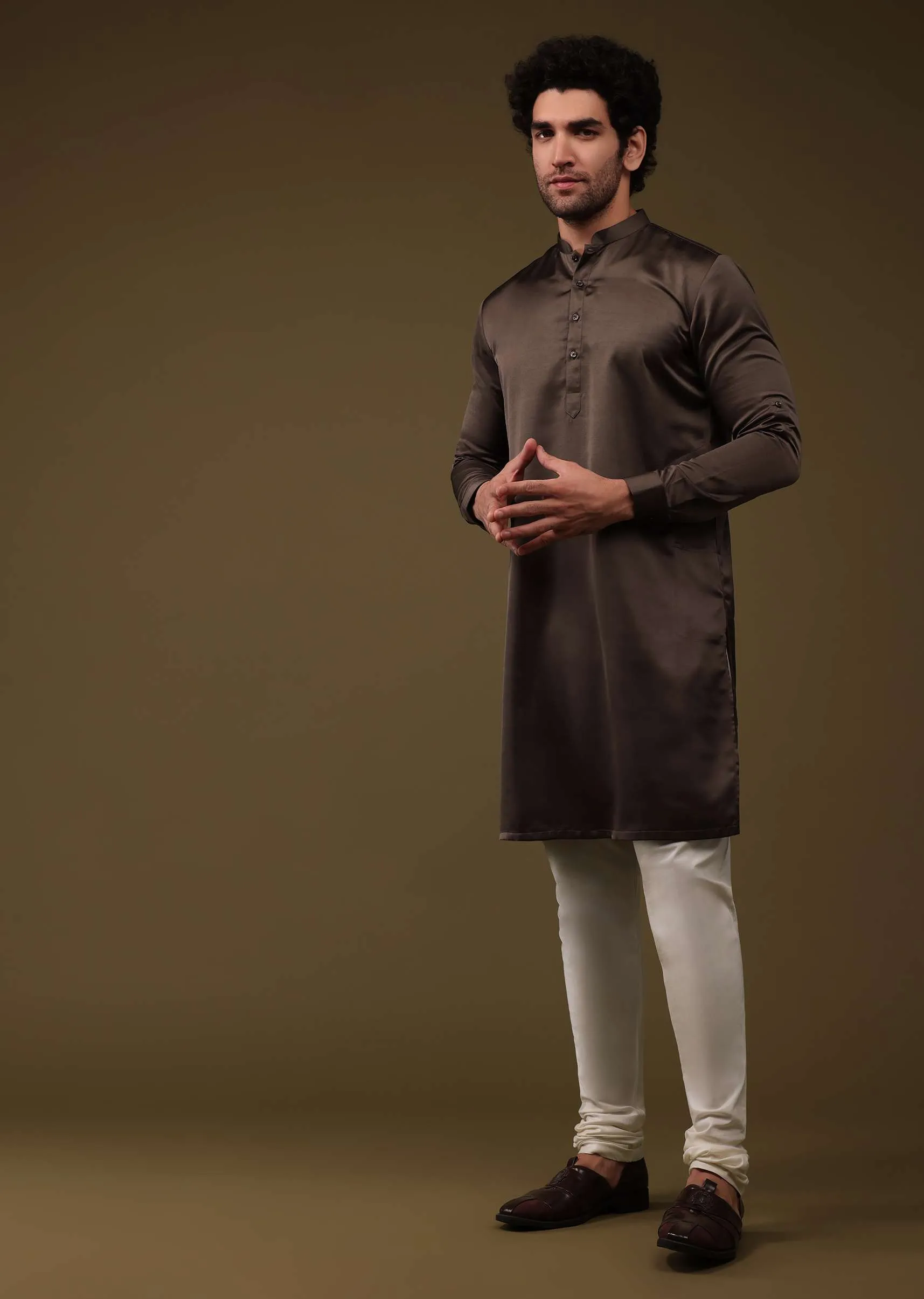 Chocolate Brown Festive Bandi Jacket Set In Silk With Heavy Thread-Embroidery