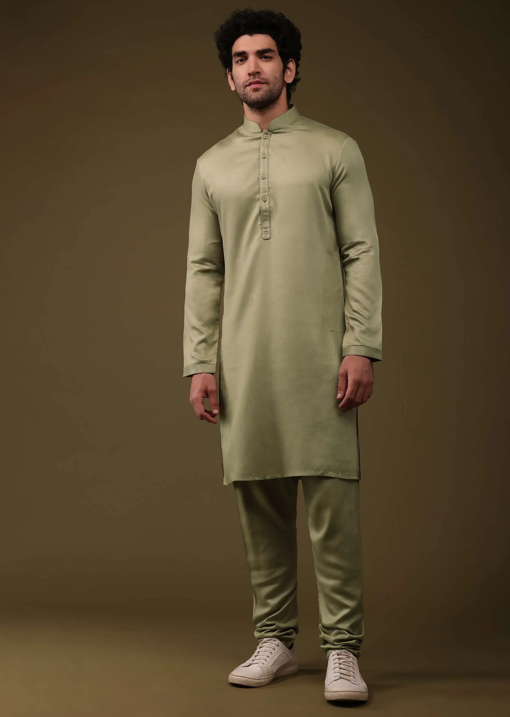 Mehendi Green Festive Textured Bandi Jacket Set In Silk With Sequins Embroidery